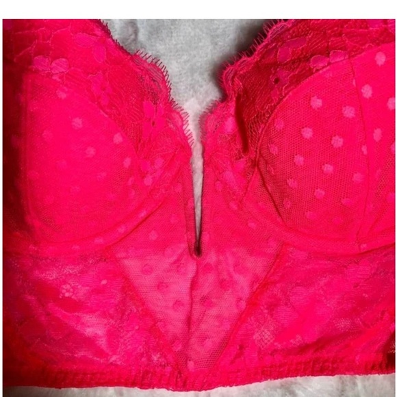 Victoria secret hot pink bra size 34DD in good condition - Picture 2 of 7